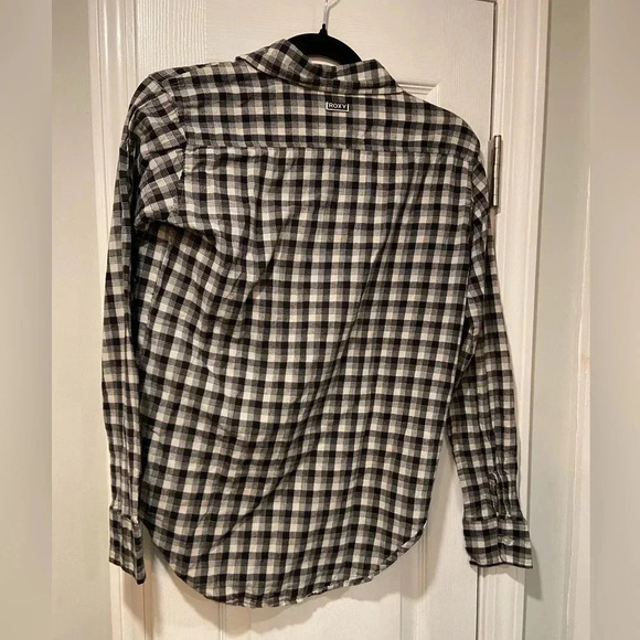 Roxy Women’s Black Cream Plaid Flannel Shirt Double Button Triangle Flap Size XS - Picture 6 of 12